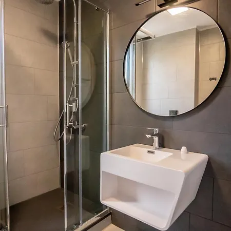 Ines - Mamaia Nord 3*