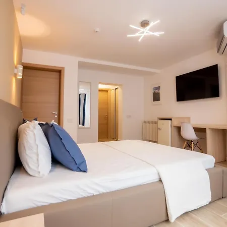 Maison d'hôtes Ines - Mamaia Nord Năvodari