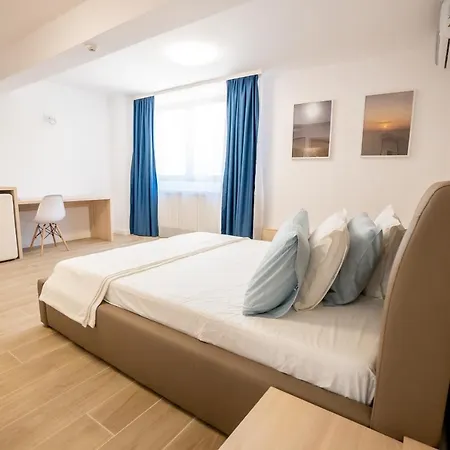 Ines - Mamaia Nord Pensiune