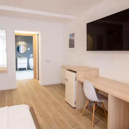 Pensiune Ines - Mamaia Nord 3*