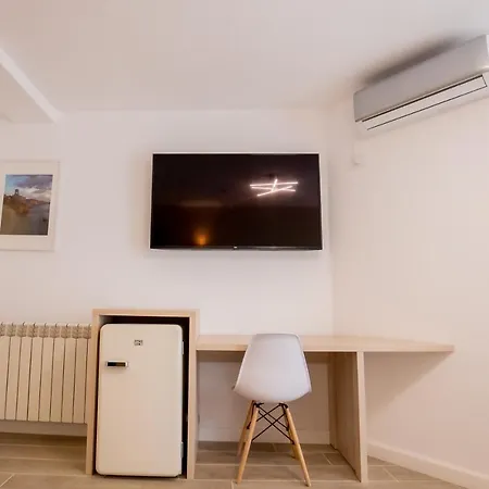 Ines - Mamaia Nord 3*